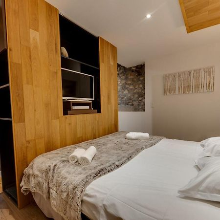 La Cour Filaterie - Suite Au D'Annecy Pdj En Option エクステリア 写真